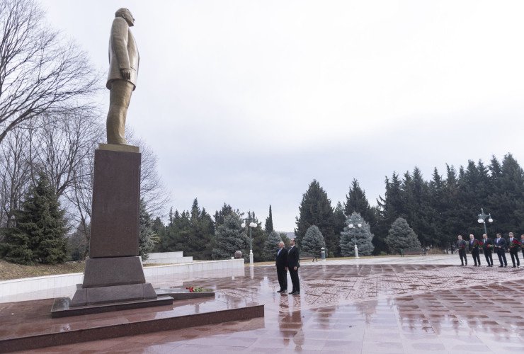 2. Kj0qtm47kPzcIwTuM1wUhzqJOXBtNcCj7q5vy9H9.jpg