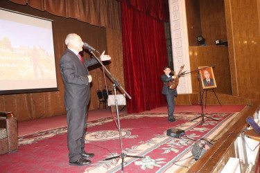 Qazaxda şair Cavanşir Rüstəmin yaradıcılığına həsr olunmuş “Ana laylam, beşik daşım, mənə cənnət Vətənimdir!”adlı tədbir keçirilib