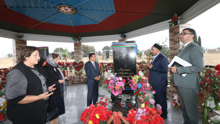 Qazaxda 27 Sentyabr - Anım Günü ərəfəsində Vətən yolunda canlarından keçən Şəhidlər məzarları başında yad olunub