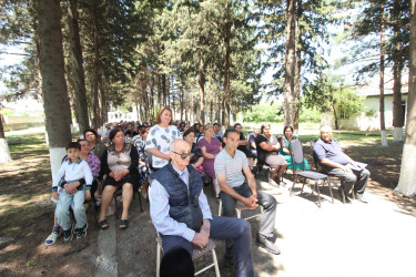 Qazaxda icra başçısının iyun ayı üzrə vətəndaşlarla keçirilən ilk səyyar görüşü rayonun Orta Salahlı kəndində olub