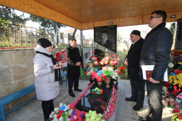 Qazaxda Vətən müharibəsi şəhidləri məzarları başında yad edilib