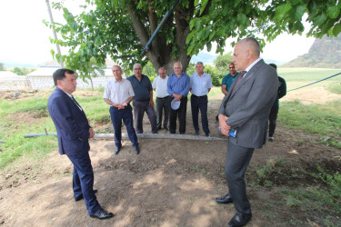 İcra başçısı Abbasbəyli kəndində vətəndaşların müraciəti ilə yerində tanış olub