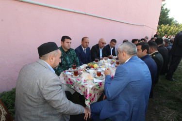 2 il əvvəl doğum günündə torpağa tapşırılan Vətən müharibəsi şəhidi kapitan Rövşən Pənahov ildönümündə ehtiramla yad edilib