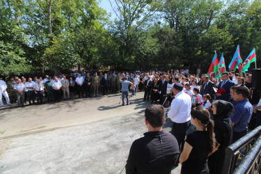 Qazaxda Vətən müharibəsi şəhidinin doğum günündə adını əbədiləşdirən bulaq-abidə kompleksinin açılışı olub