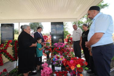 Qazaxda Qurban bayramı ərəfəsində Vətən müharibəsi şəhidləri yad edilib