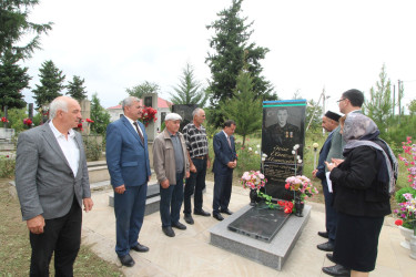 Qazaxda 27 Sentyabr - Anım Günü ərəfəsində Vətən müharibəsi şəhidlərinin məzarları ziyarət edilib