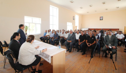 Qazaxda icra başçısının sentyabr ayı üzrə vətəndaşlarla keçirilən növbəti səyyar görüşü Yuxarı Salahlı kəndində olub