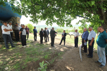 İcra başçısı Abbasbəyli kəndində vətəndaşların müraciəti ilə yerində tanış olub