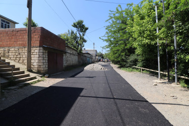 Qazaxda Nəriman Nərimanov yaşayış massivində yeni asfalt örtüyü döşənən məhəllədaxili yollardan - FOTOLAR
