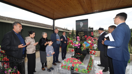 Qazaxda 27 Sentyabr - Anım Günü ərəfəsində Vətən müharibəsi şəhidlərinin məzarları ziyarət olunub