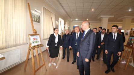 Qazaxda 8 Noyabr - Zəfər Gününə həsr olunmuş “Tarix yazan Qəhrəmanlarımız” adlı rəsm sərgisi keçirilib