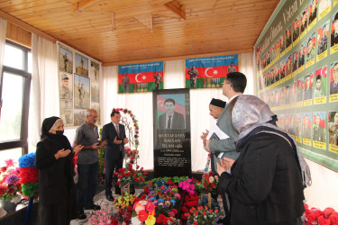 Qazaxda icra başçısı 27 Sentyabr - Anım Günü ərəfəsində Vətən müharibəsi şəhidlərinin məzarlarını ziyarət edib