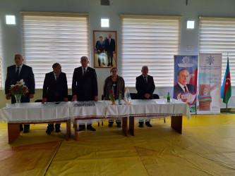 Qazaxda Ulu Öndər Heydər Əliyevin anadan olmasının 102-ci ildönümünə həsr olunmuş yeniyetmələr arasında Yunan-Roma güləşi üzrə rayon turnirinin final mərhələsi keçirilib