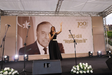 Qazaxda Ulu Öndər Heydər Əliyevin 100 illik yubileyinə həsr olunmuş möhtəşəm konsert təşkil olunub