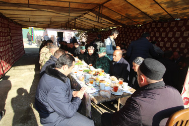 Vətən müharibəsində göstərdiyi igidliyə görə ölümündən sonra bir orden, beş medalla təltif olunan baş çavuş İsmayıl Qəsəbov ildönümündə ehtiramla yad edilib