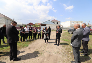 İcra başçısı vətəndaşların müraciəti ilə yerində tanış olub