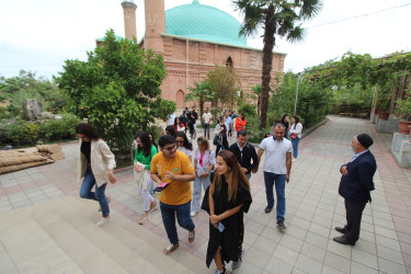 Qazaxda dərslərə başlayan ADA Universitetinin Azərbaycan dilindəki yeni magistr proqramının tələbələri rayonun görməli yerlərinə ekskursiya ediblər