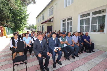 Millət vəkili Ülviyyə Ağayeva bu gün sərhəddə yerləşən Cəfərli kəndində yaşayan sakinlərlə görüşüb