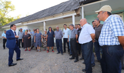 İcra başçısı sərhəd kəndləri olan Quşçu Ayrım və Məzəmdə sakinlərin müraciətləri ilə yerində maraqlanıb