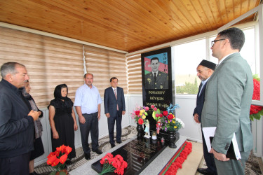 Qazaxda icra başçısı 27 Sentyabr - Anım Günü ərəfəsində Vətən müharibəsi şəhidlərinin məzarlarını ziyarət edib