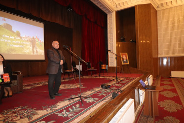 Qazaxda şair Cavanşir Rüstəmin yaradıcılığına həsr olunmuş “Ana laylam, beşik daşım, mənə cənnət Vətənimdir!”adlı tədbir keçirilib