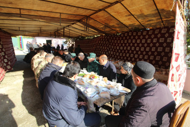 Vətən müharibəsində göstərdiyi igidliyə görə ölümündən sonra bir orden, beş medalla təltif olunan baş çavuş İsmayıl Qəsəbov ildönümündə ehtiramla yad edilib