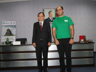 İcra başçısı Qazaxda səfərdə olan düşərgə iştirakçıları ilə görüşüb