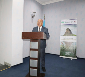 İcra başçısı Qazaxda səfərdə olan düşərgə iştirakçıları ilə görüşüb