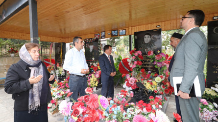 Qazaxda 27 Sentyabr - Anım Günü ərəfəsində Vətən yolunda canlarından keçən Şəhidlər məzarları başında yad olunub