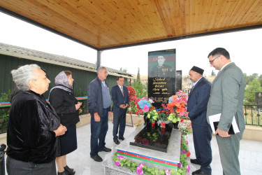 Qazaxda 27 Sentyabr - Anım Günü ərəfəsində Vətən yolunda canlarından keçən Şəhidlər məzarları başında yad olunub