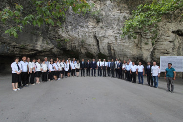 Nazir Anar Kərimov Qazaxda müəssisələrə baxış keçirib, mədəniyyət işçiləri ilə görüşüb