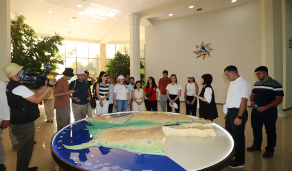 Qazaxda səfərdə olan “Gənc alimlərin yay düşərgəsi”nin iştirakçıları rayonun görməli yerlərinə ekskursiya ediblər