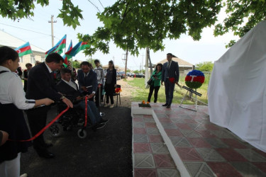 Qazaxda Birinci Qarabağ müharibəsi şəhidi Tahir Xasməmmədovun doğulduğu Qarapapaq kəndində adını əbədiləşdirən bulağın açılışı olub