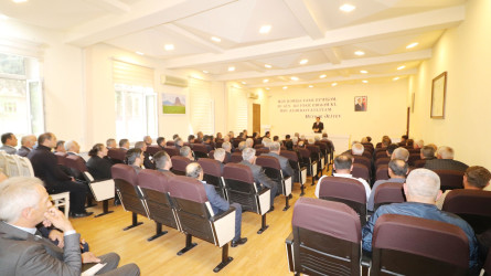 Qazaxda iri heyvandarlıq təsərrüfatı sahiblərinin iştirakı ilə iclas keçirilib