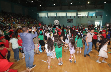 Qazaxda “Heydər Əliyev İli” çərçivəsində “Uşaqlar bizim gələcəyimizdir!” mövzusunda uşaq yaradıcılıq festivalı keçirilib