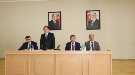 Qazaxda təhsil işçilərinin iştirakı ilə iclas keçirilib