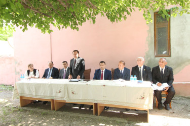 Qazaxda icra başçısının iyun ayı üzrə vətəndaşlarla keçirilən növbəti səyyar görüşü rayonun Abbasbəyli kəndində olub