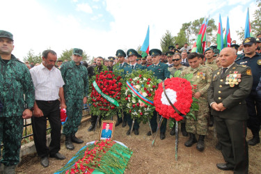 Qazaxda şəhid baş gizir Azər Məmmədov doğulduğu Kəmərli kəndində son mənzilə yola salındı