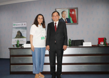 İcra başçısı Qazaxda səfərdə olan düşərgə iştirakçıları ilə görüşüb