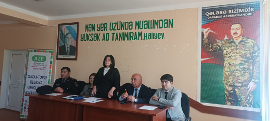 Qazaxda məktəblilərlə maarifləndirici görüş keçirilib