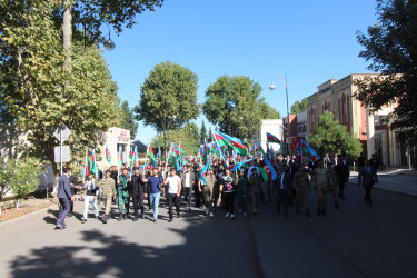 Qazaxda Vətən müharibəsi şəhidlərinin xatirəsinə həsr olunmuş yürüş və ağacəkmə aksiyası keçirilib