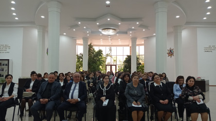 Qazaxda “Zəngin mənəviyyata sahib əsl ziyalı, qayğıkeş ana, vəfalı ömür yoldaşı” adlı tədbir keçirilib