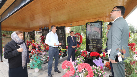 Qazaxda 27 Sentyabr - Anım Günü ərəfəsində Vətən yolunda canlarından keçən Şəhidlər məzarları başında yad olunub