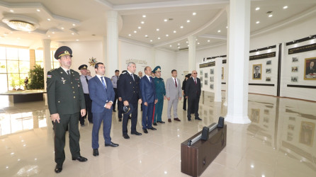 Qazaxda 1 oktyabr - Prokurorluq işçilərinin peşə bayramı münasibətilə Ulu Öndər Heydər Əliyevin abidəsi ziyarət edilib