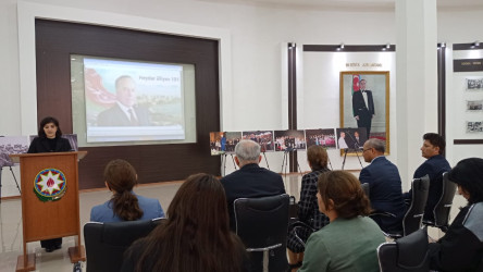 Ulu Öndər Heydər Əliyevin anadan olmasının 101 illiyinə həsr olunmuş “Tarix yazan tarixi şəxsiyyət” mövzusunda tədbir keçirilib