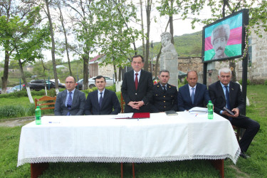 Qazaxda icra başçısının aprel ayı üzrə vətəndaşlarla keçirilən sonuncu səyyar görüşü sərhəd kəndi Fərəhlidə yaşayan sakinlərlə olub