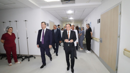 Millət vəkili Səməd Seyidov və icra başçısı Rəcəb Babaşov səhiyyə işçiləri ilə görüşüb