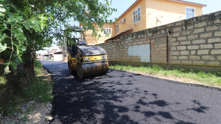 Qazaxda Nəriman Nərimanov yaşayış massivində yeni asfalt örtüyü döşənən məhəllədaxili yollardan - FOTOLAR