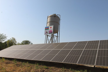 İcra başçısı Bala Çaylı kəndində günəş enerjisi ilə işləyən artezian quyusuna baxış keçirib