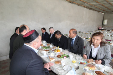 İcra başçısı Birinci Qarabağ müharibəsi şəhidi Vasif Haqverdiyevin anasının üç mərasimində iştirak edib